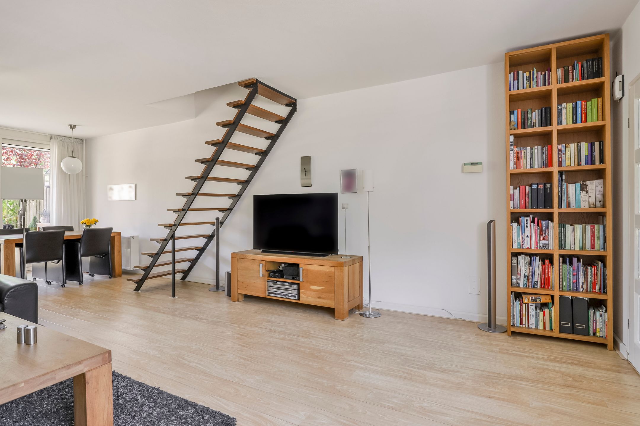 Foto 12 van Van der Hoevensstraat 60