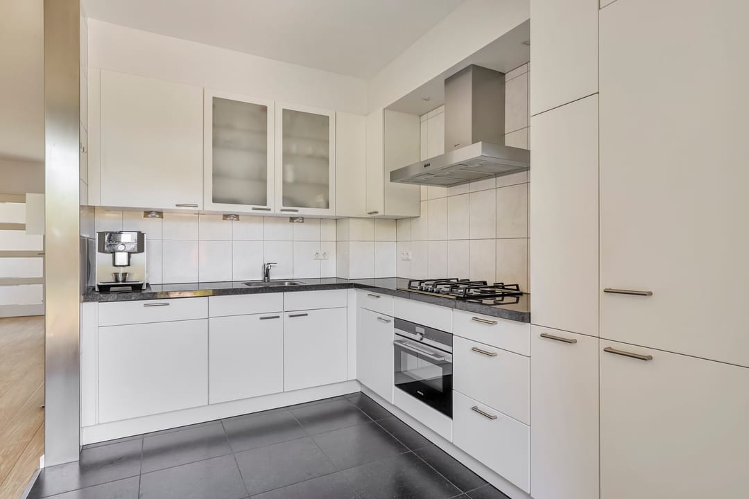 Foto 16 van Van der Hoevensstraat 60