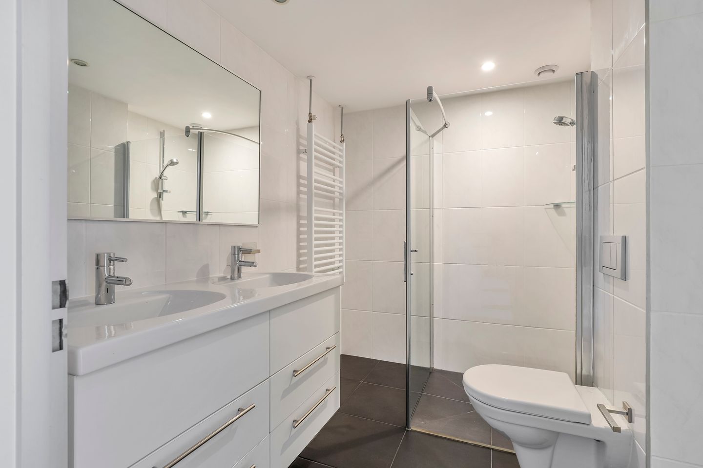 Foto 35 van Van der Hoevensstraat 60