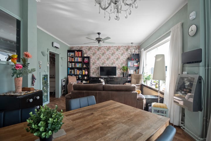 Foto 5 van Meeuwenstraat 11