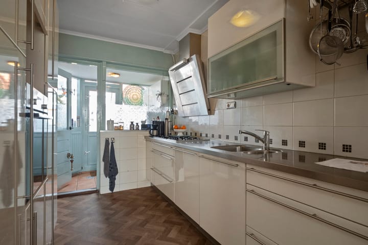 Foto 7 van Meeuwenstraat 11