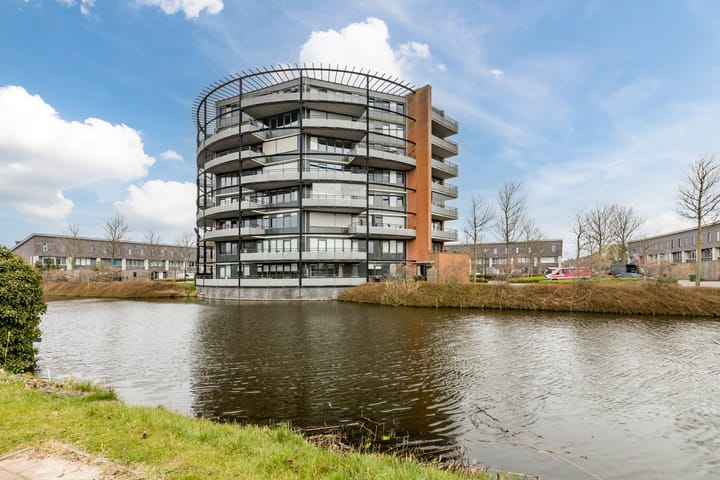 Foto 1 van Stella Agsteribbeland 67