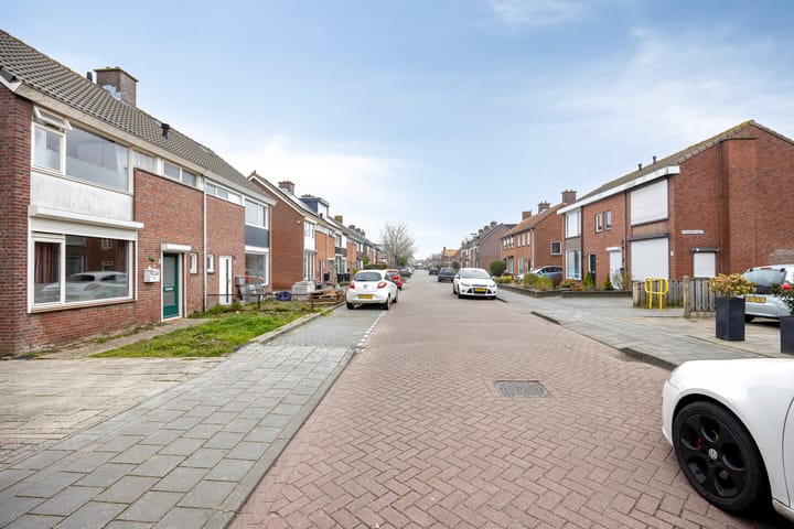 Foto 21 van AM de Jongstraat 9