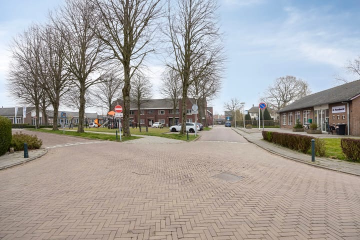 Foto 22 van AM de Jongstraat 9