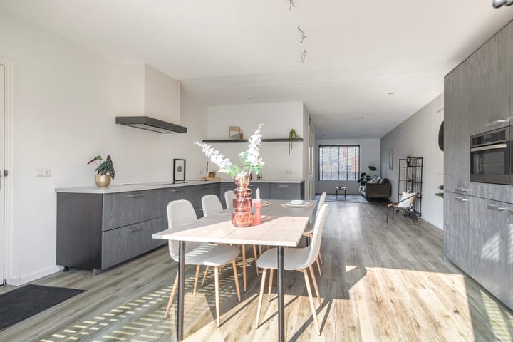 Foto 15 van Noordsingel 64