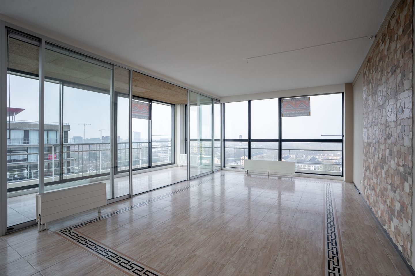 Foto 10 van Sir Winston Churchillln 283-F055