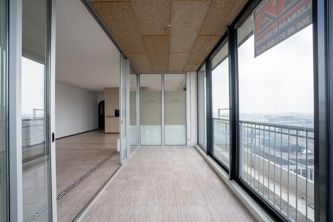 Foto 17 van Sir Winston Churchillln 283-F055