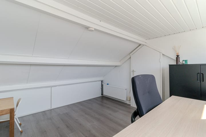 Foto 28 van Meidoornstraat 36