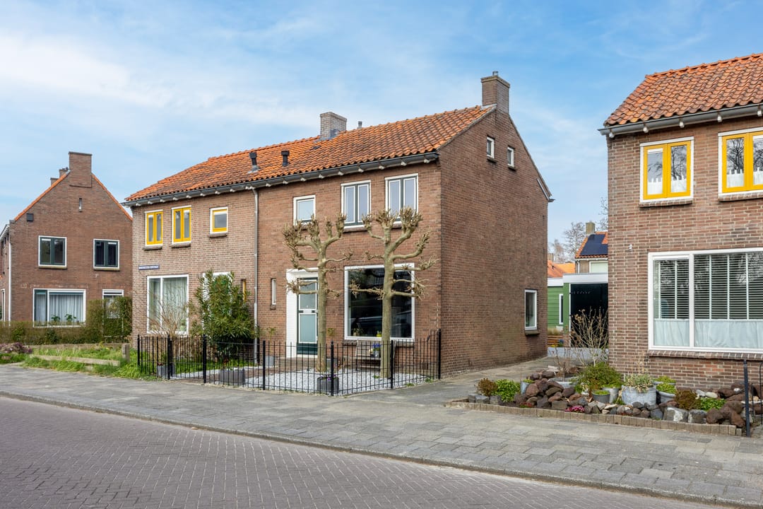 Foto 1 van Burgemeester Ferfstraat 2