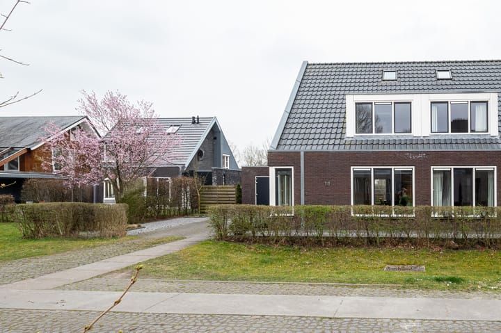 Foto 6 van Moerdobbe 16