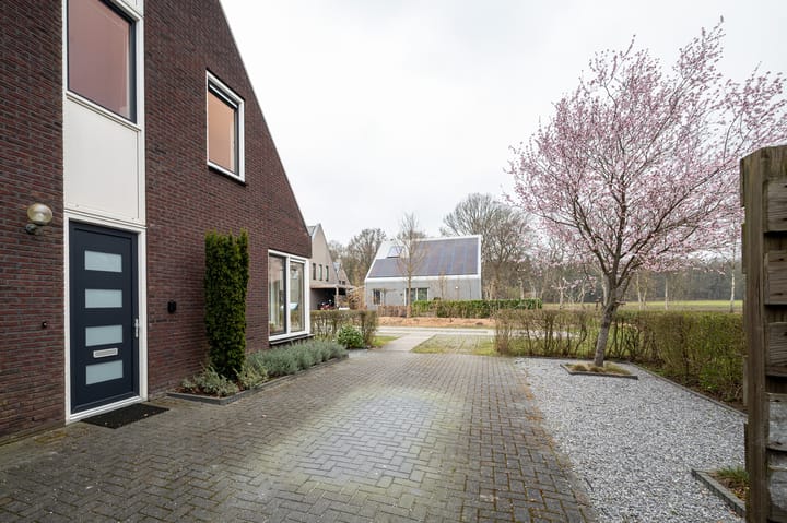 Foto 8 van Moerdobbe 16