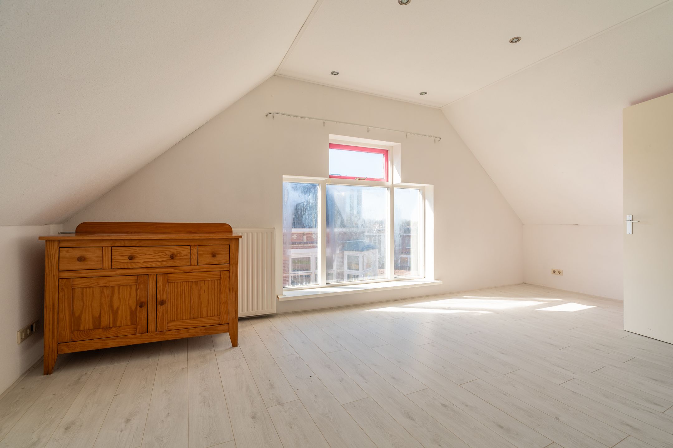 Photo 36 of Oldambtplein 11