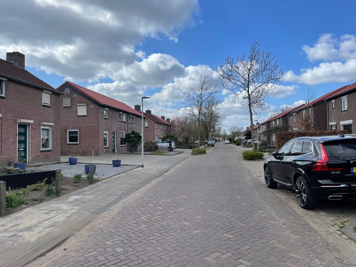 Foto 2 van Hellemanstraat 28