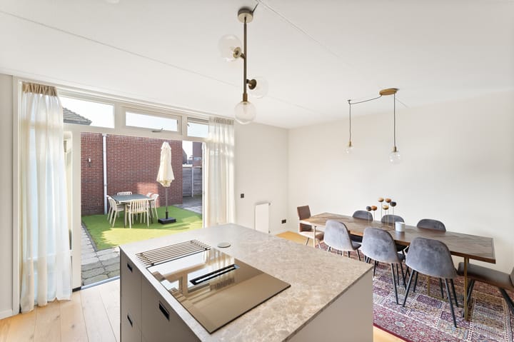 Foto 12 van Alexander de Grotestraat 6