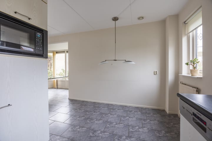 Foto 14 van Boterbloem 25