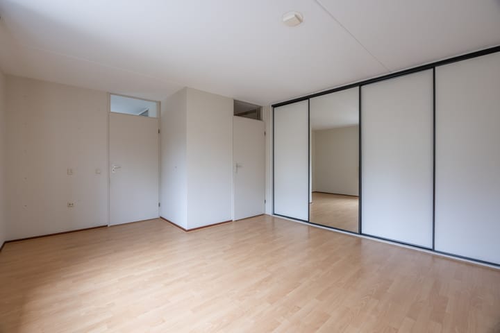 Foto 19 van Boterbloem 25