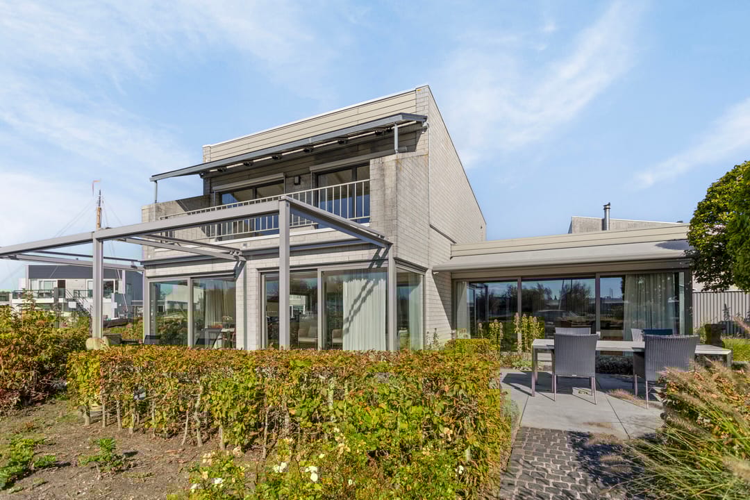 Photo 1 of Veerdam 28