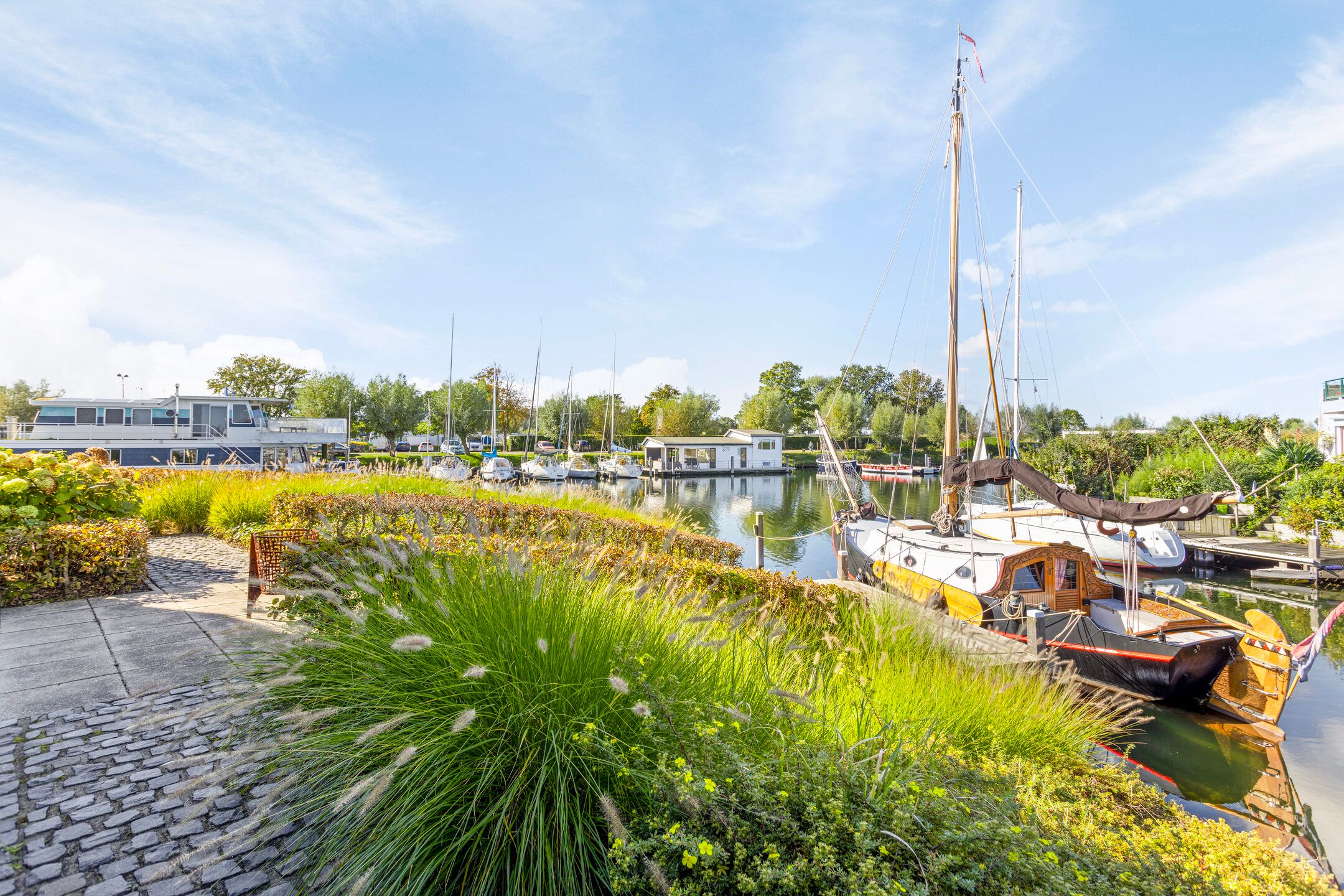 Photo 39 of Veerdam 28