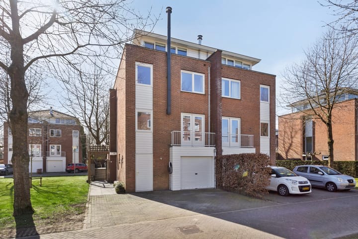 Photo 1 of Hoge Riem 33