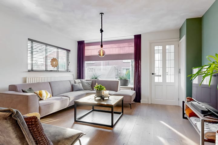 Foto 2 van Esdoornstraat 15