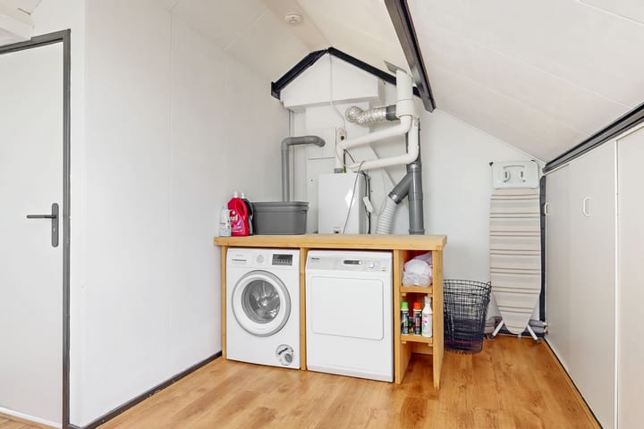 Photo 29 of Esdoornstraat 15