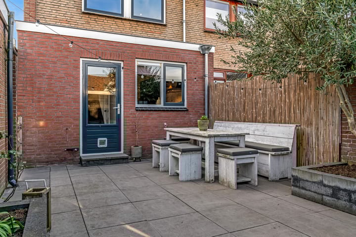 Photo 34 of Esdoornstraat 15