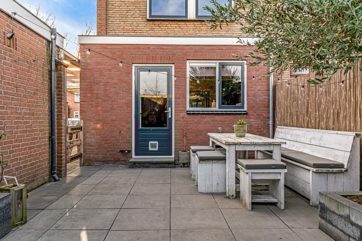 Photo 35 of Esdoornstraat 15