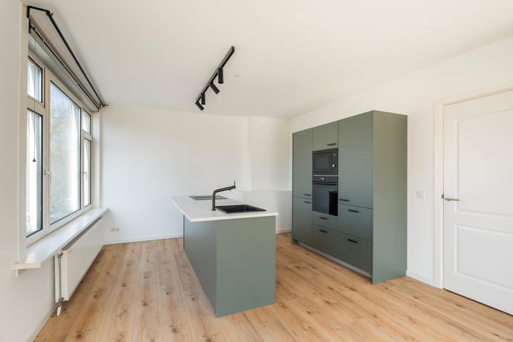 Foto 6 van Strevelsweg 375