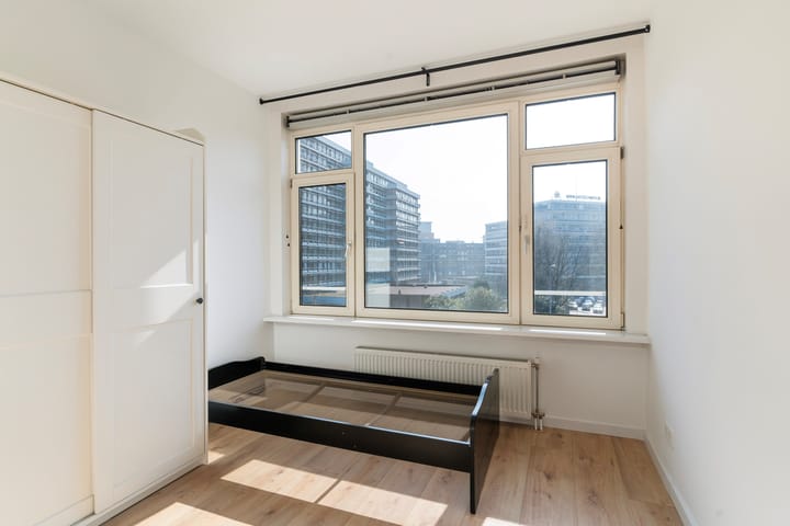 Foto 10 van Strevelsweg 375