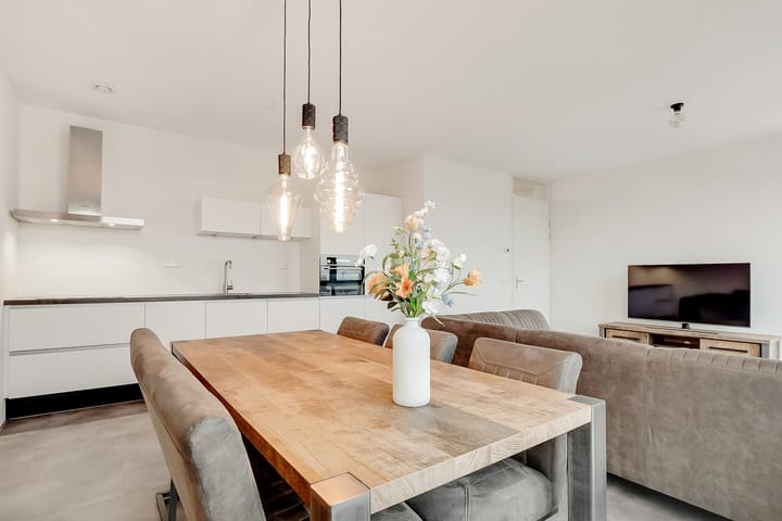 Foto 12 van Louis Armstronglaan 716