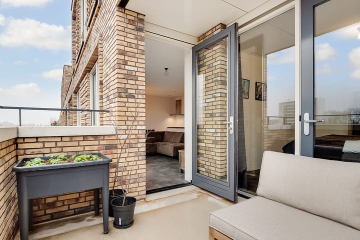 Foto 18 van Louis Armstronglaan 716