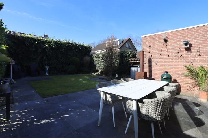 Foto 8 van Hobbemaweg 89