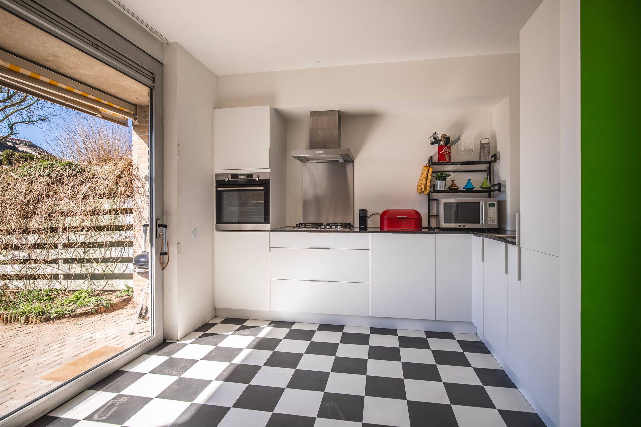 Foto 3 van Van der Hoevensstraat 90