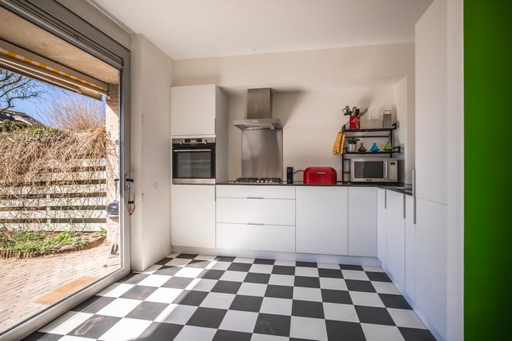 Foto 3 van Van der Hoevensstraat 90