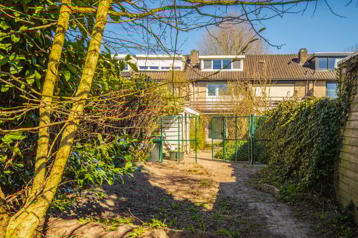 Foto 21 van Van der Hoevensstraat 90