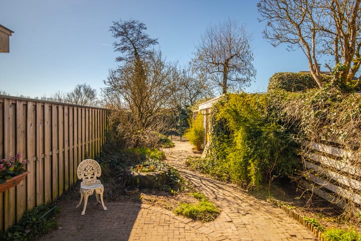 Foto 23 van Van der Hoevensstraat 90