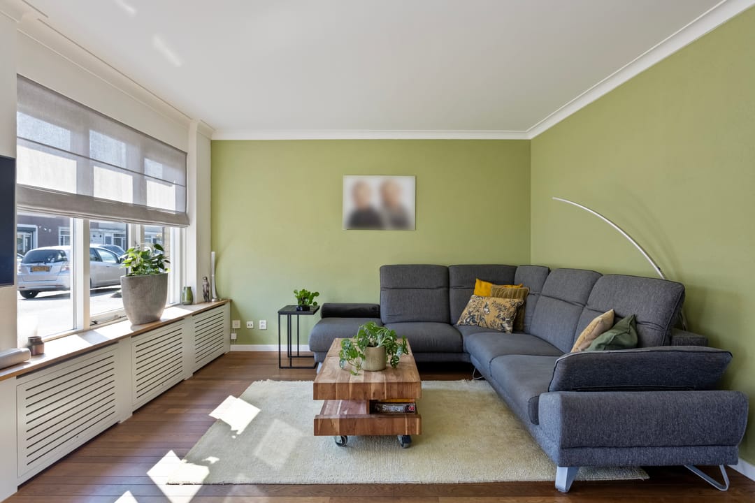 Foto 2 van Naardenstraat 44