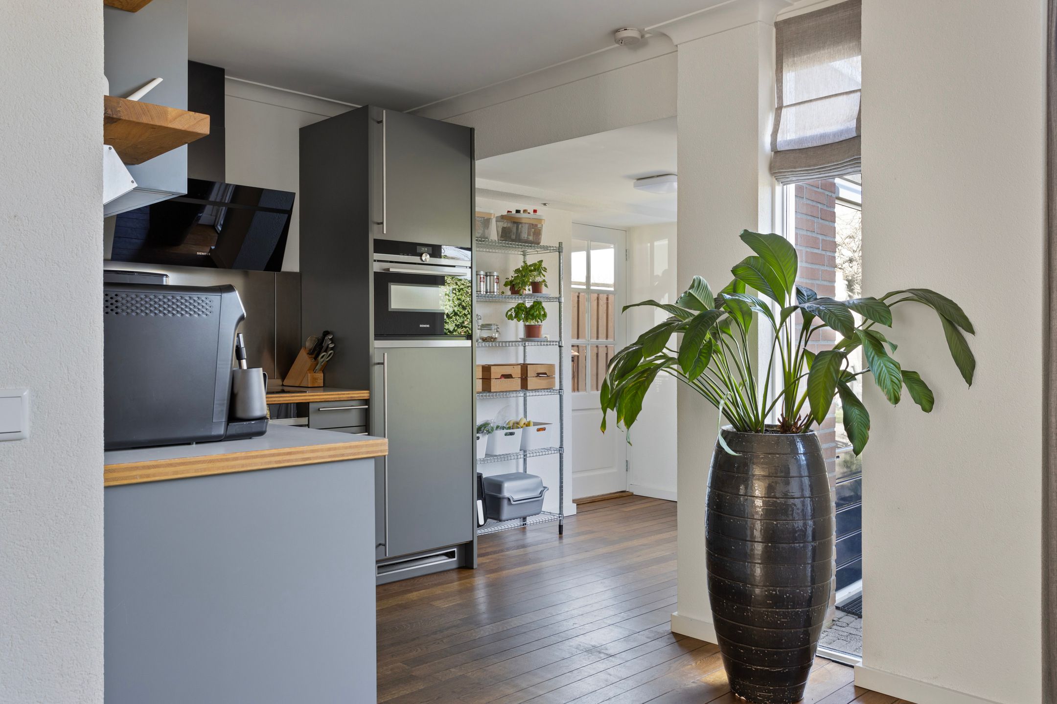 Foto 18 van Naardenstraat 44