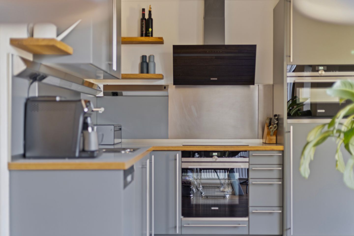 Foto 19 van Naardenstraat 44