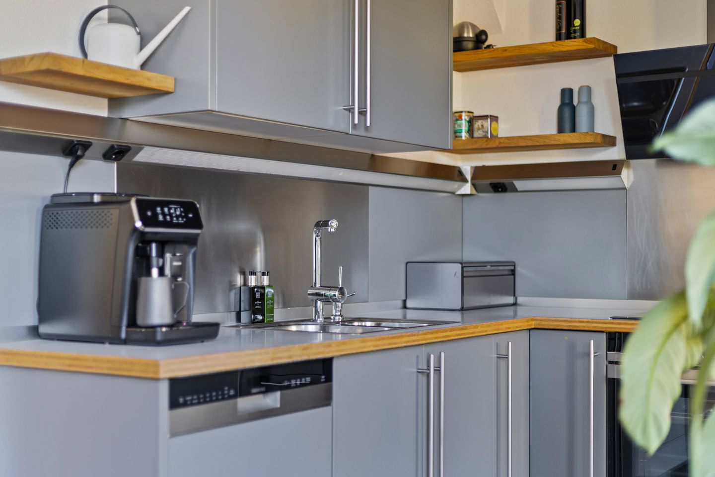 Foto 20 van Naardenstraat 44