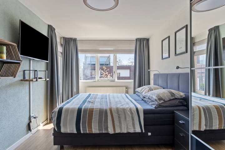 Foto 27 van Naardenstraat 44