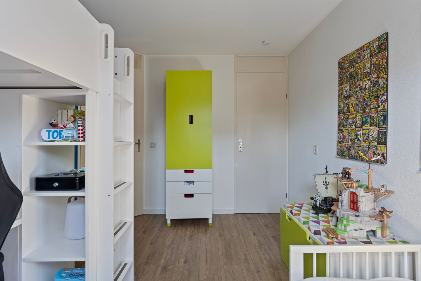 Foto 34 van Naardenstraat 44