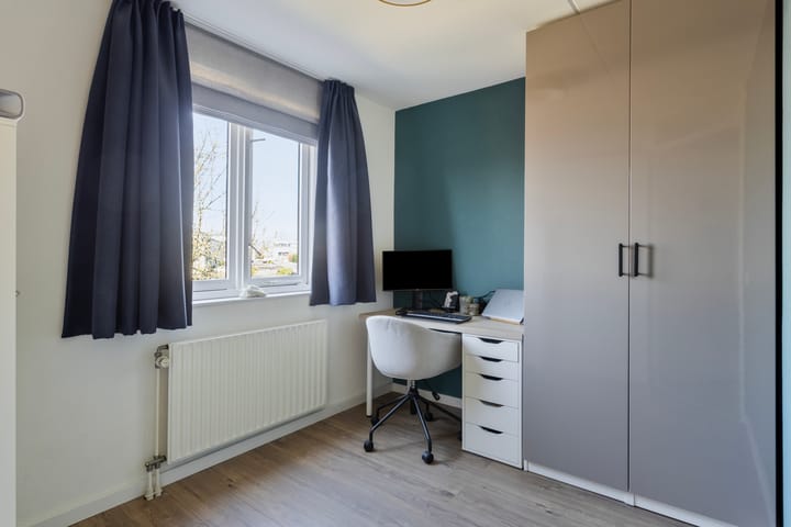 Foto 35 van Naardenstraat 44