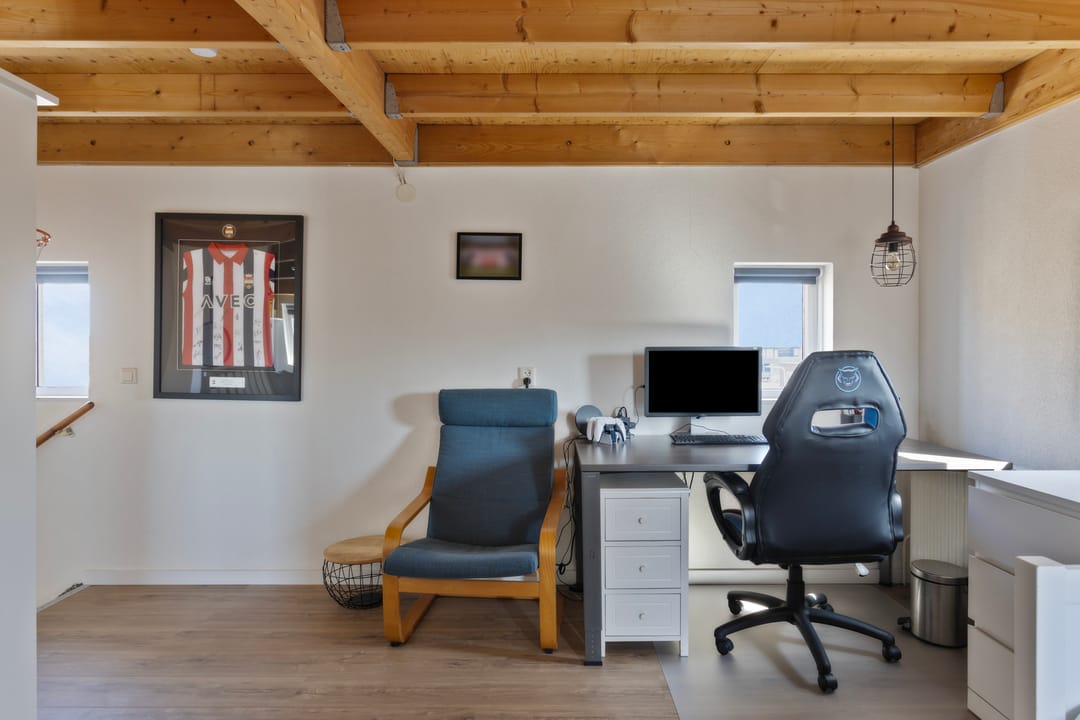 Foto 37 van Naardenstraat 44