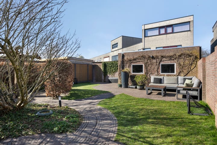 Foto 45 van Naardenstraat 44