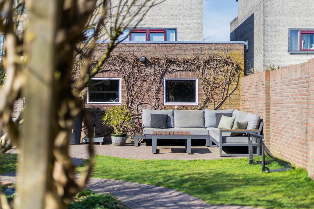 Foto 47 van Naardenstraat 44