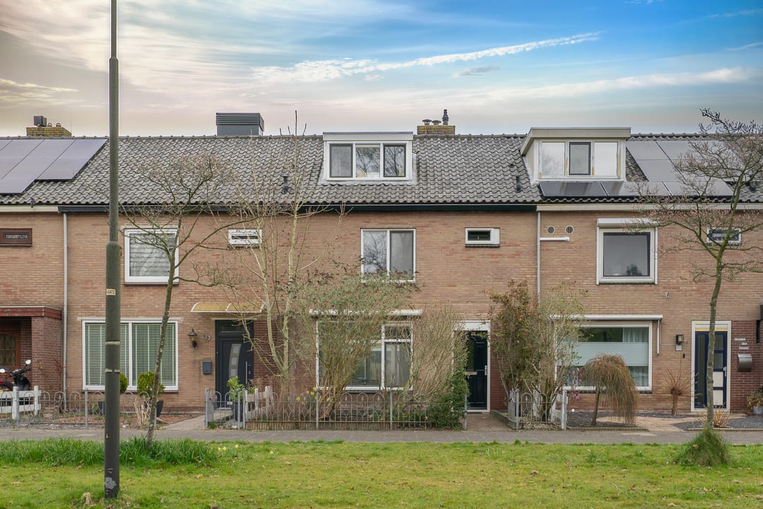 Foto 1 van J. van de Veldelaan 39