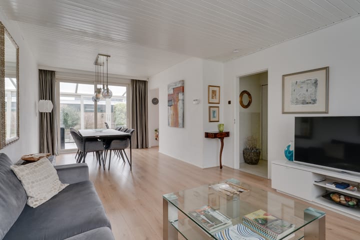 Foto 7 van J. van de Veldelaan 39