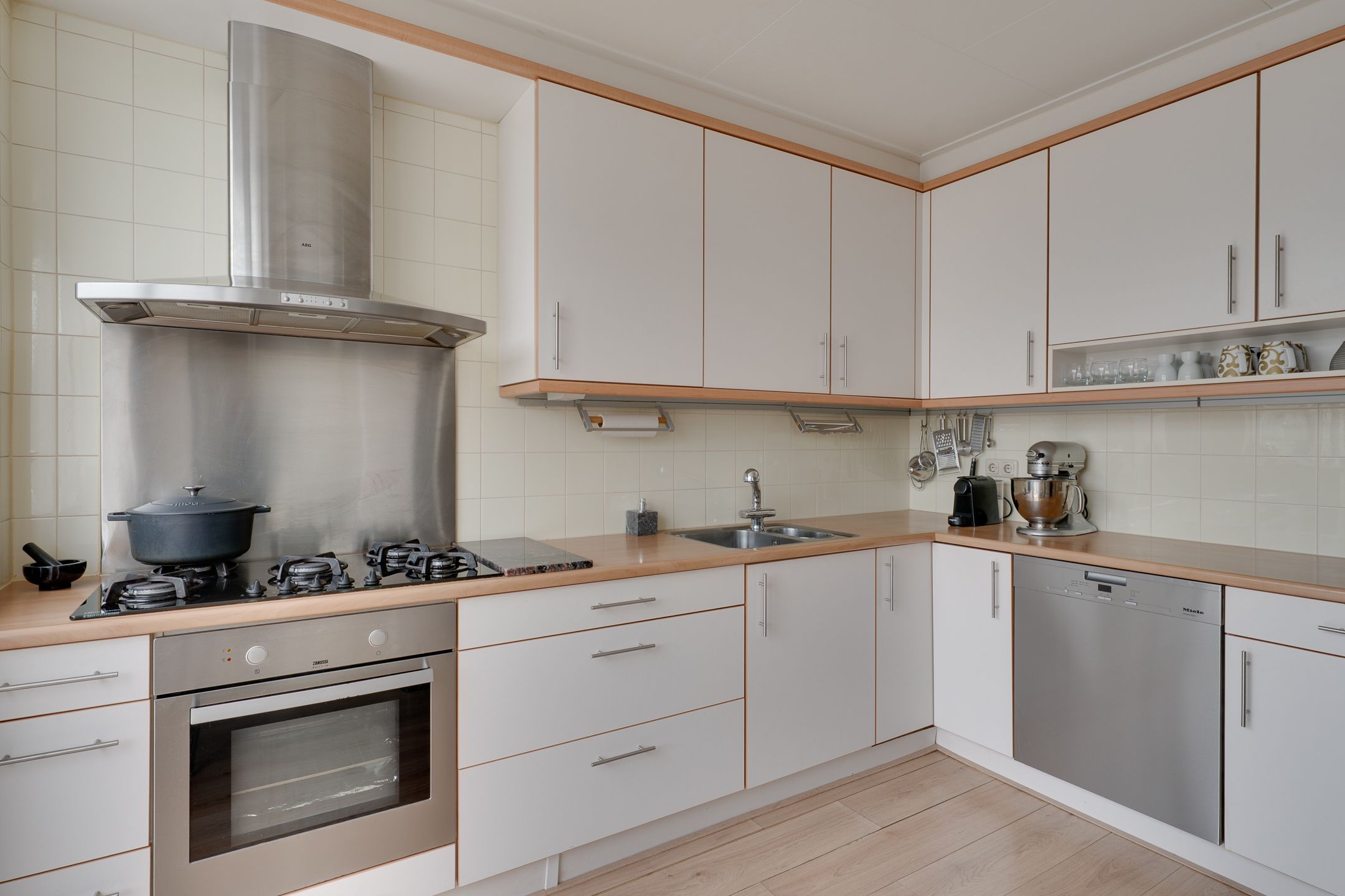 Foto 12 van J. van de Veldelaan 39