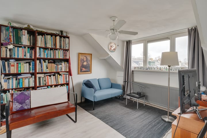 Foto 33 van J. van de Veldelaan 39